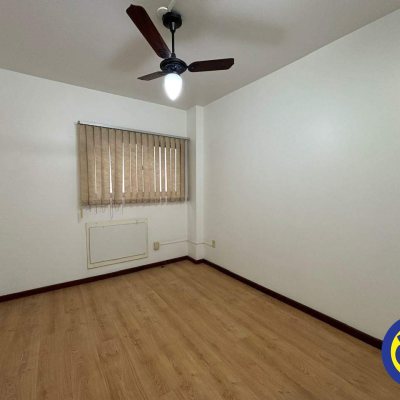 Salas/Conjuntos com 48m², no bairro Centro em Florianópolis