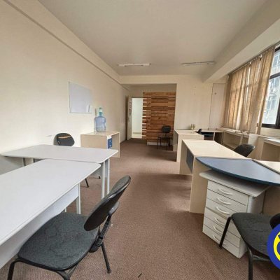 Salas/Conjuntos com 37m², no bairro Centro em Florianópolis