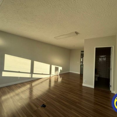 Salas/Conjuntos com 40m², no bairro Centro em Florianópolis