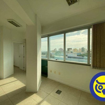 Salas/Conjuntos com 233m², 3 garagens, no bairro Centro em Florianópolis