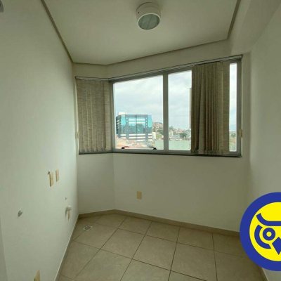 Salas/Conjuntos com 233m², 3 garagens, no bairro Centro em Florianópolis