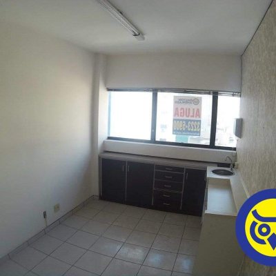 Salas/Conjuntos com 42m², no bairro Centro em Florianópolis