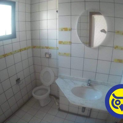 Salas/Conjuntos com 42m², no bairro Centro em Florianópolis