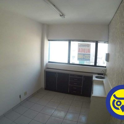 Salas/Conjuntos com 42m², no bairro Centro em Florianópolis