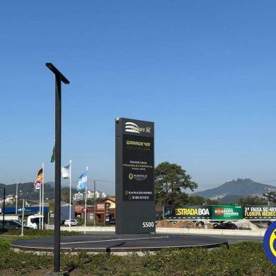 Salas/Conjuntos com 37m², 1 garagem, no bairro Saco Grande em Florianópolis