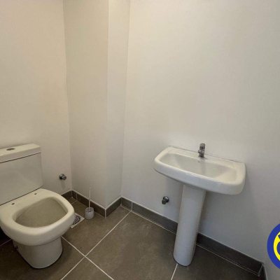 Salas/Conjuntos com 37m², 1 garagem, no bairro Saco Grande em Florianópolis