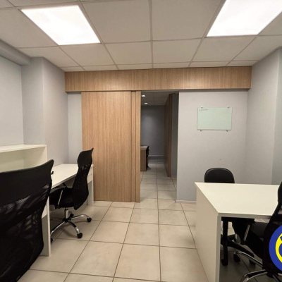 Salas/Conjuntos com 42m², 1 garagem, no bairro Centro em Florianópolis