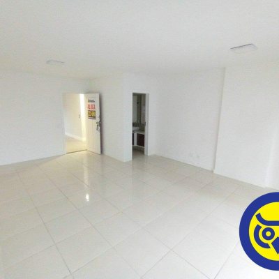 Salas/Conjuntos com 35m², no bairro Centro em Florianópolis