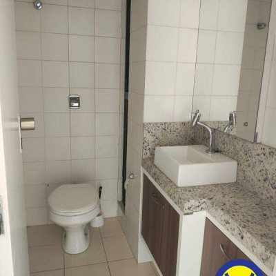 Salas/Conjuntos com 35m², no bairro Centro em Florianópolis