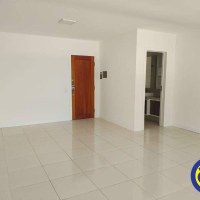 Salas/Conjuntos com 35m², no bairro Centro em Florianópolis