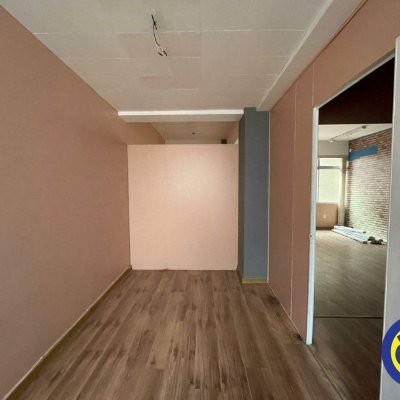 Salas/Conjuntos com 52m², no bairro Centro em Florianópolis