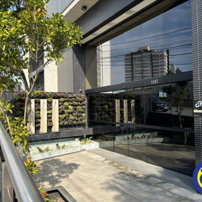 Salas/Conjuntos com 34m², no bairro Balneário em Florianópolis