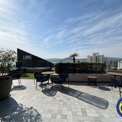 Salas/Conjuntos com 41m², 1 garagem, no bairro Balneário em Florianópolis