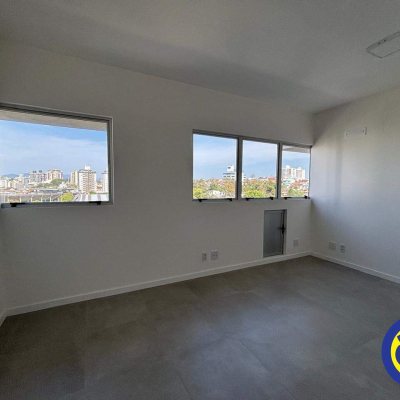 Salas/Conjuntos com 24m², 1 garagem, no bairro Balneário em Florianópolis
