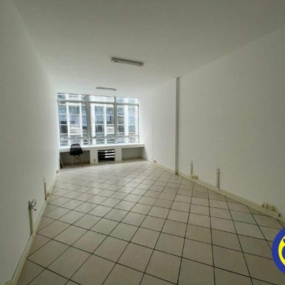 Salas/Conjuntos com 37m², no bairro Centro em Florianópolis