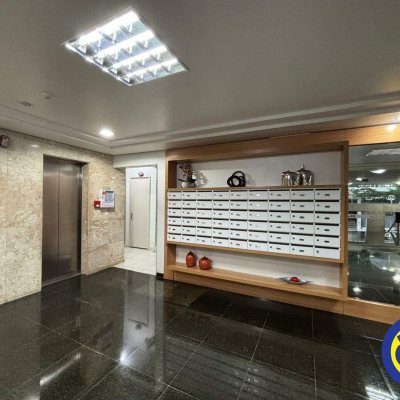 Salas/Conjuntos com 37m², no bairro Centro em Florianópolis