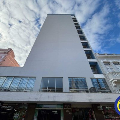 Salas/Conjuntos com 40m², no bairro Centro em Florianópolis