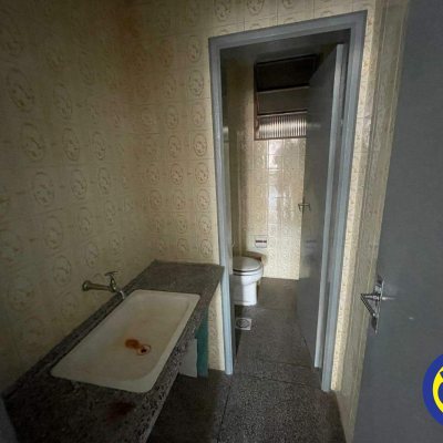 Salas/Conjuntos com 35m², no bairro Centro em Florianópolis