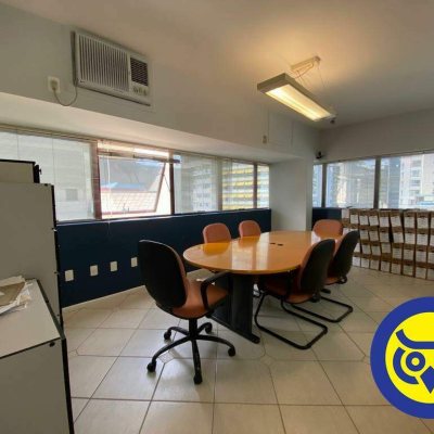 Salas/Conjuntos com 90m², 1 garagem, no bairro Centro em Florianópolis