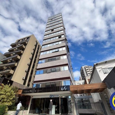 Salas/Conjuntos com 90m², 1 garagem, no bairro Centro em Florianópolis