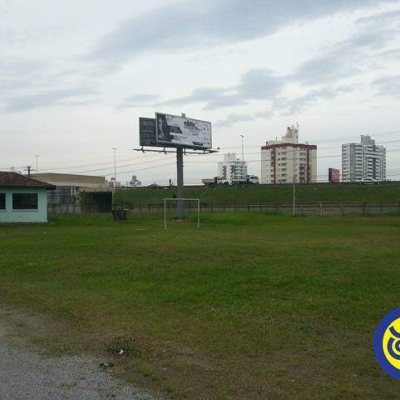Terreno com 10000m², no bairro Praia Comprida em São José