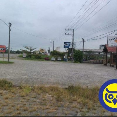 Terreno com 840m², no bairro Vargem Grande em Florianópolis