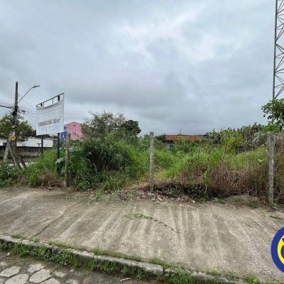 Terreno com 360m², no bairro Brejarú em Palhoça