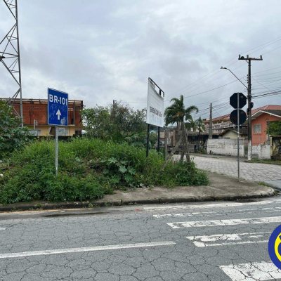 Terreno com 360m², no bairro Brejarú em Palhoça