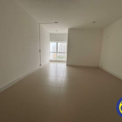 Salas/Conjuntos com 34m², 1 garagem, no bairro Estreito em Florianópolis
