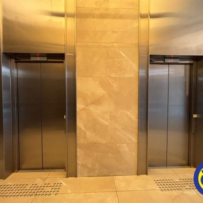 Salas/Conjuntos com 25m², 1 garagem, no bairro Estreito em Florianópolis