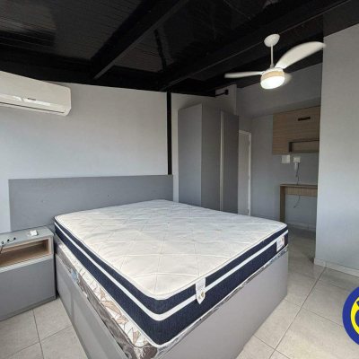 Apartamento com 21m², 1 quarto, no bairro Centro em Florianópolis