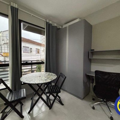 Apartamento com 21m², 1 quarto, no bairro Centro em Florianópolis
