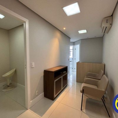 Salas/Conjuntos com 38m², no bairro Centro em Florianópolis