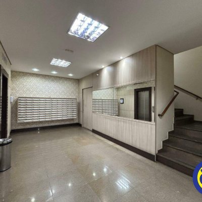 Salas/Conjuntos com 38m², no bairro Centro em Florianópolis