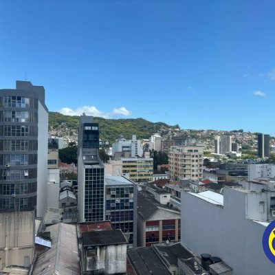 Salas/Conjuntos com 38m², no bairro Centro em Florianópolis