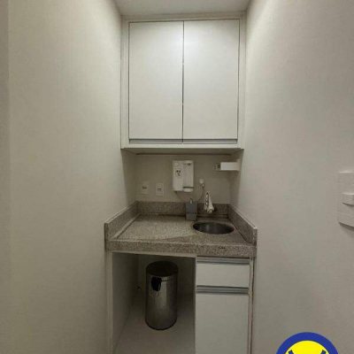 Salas/Conjuntos com 38m², no bairro Centro em Florianópolis