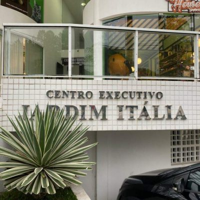 Salas/Conjuntos com 41m², no bairro Córrego Grande em Florianópolis