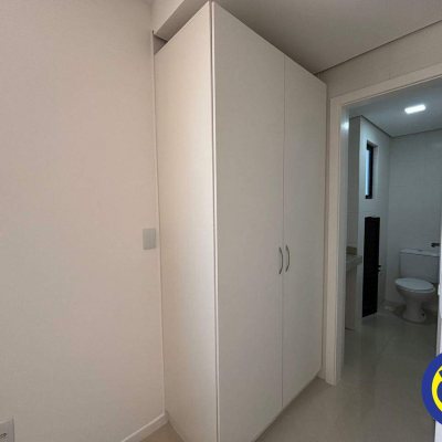 Salas/Conjuntos com 67m², 1 garagem, no bairro Centro em Florianópolis