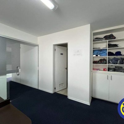 Salas/Conjuntos com 40m², no bairro Centro em Florianópolis