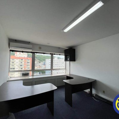 Salas/Conjuntos com 40m², no bairro Centro em Florianópolis