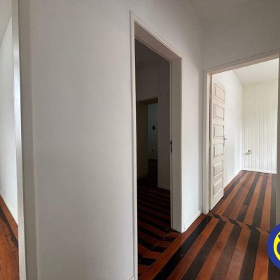 Casa com 86m², 4 quartos, no bairro Centro em Florianópolis