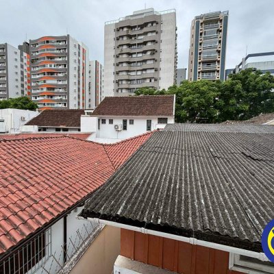 Casa com 86m², 4 quartos, no bairro Centro em Florianópolis
