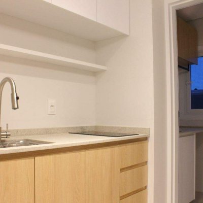 Apartamento com 33m², 1 quarto, 1 garagem, no bairro Pantanal em Florianópolis