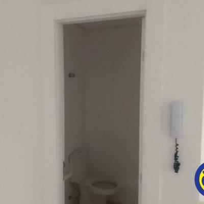 Sala com 33m², 1 garagem, no bairro Canto em Florianópolis