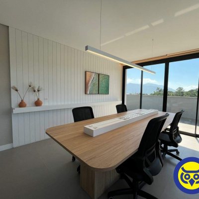 Apartamento com 55m², 1 quarto, 1 garagem, no bairro Lagoa da Conceição em Florianópolis