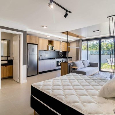Apartamento com 55m², 1 quarto, 1 garagem, no bairro Lagoa da Conceição em Florianópolis