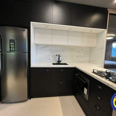 Apartamento com 45m², 1 quarto, 1 garagem, no bairro Centro em Florianópolis