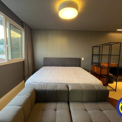 Apartamento com 45m², 1 quarto, 1 garagem, no bairro Centro em Florianópolis