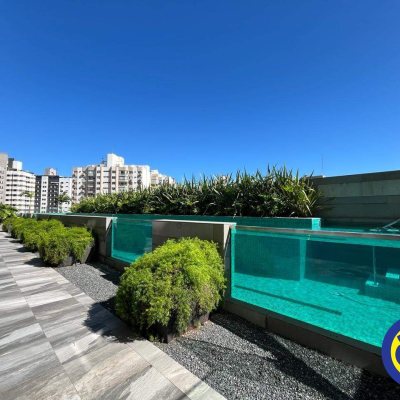 Apartamento com 45m², 1 quarto, 1 garagem, no bairro Centro em Florianópolis