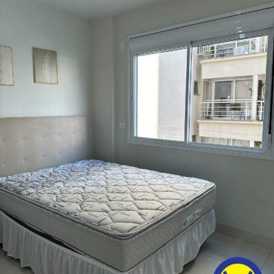 Apartamento com 67m², 2 quartos, 2 garagens, no bairro Centro em Florianópolis